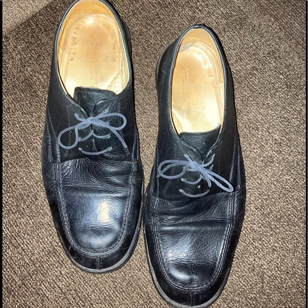 Black size 13 D Leather dress shoes.
